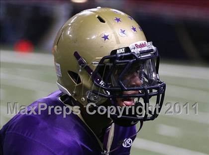 Thumbnail 1 in DeSmet Jesuit @ Christian Brothers (Great American Football Classic) photogallery.