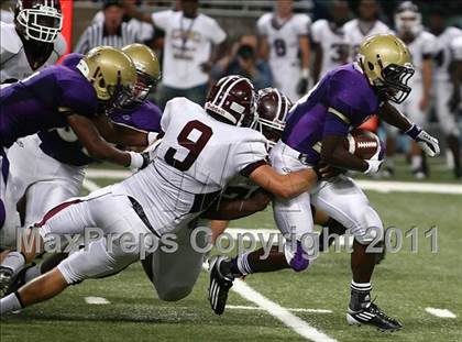 Thumbnail 3 in DeSmet Jesuit @ Christian Brothers (Great American Football Classic) photogallery.