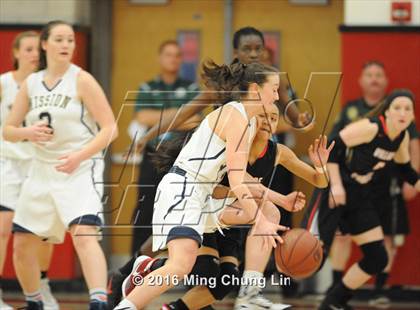 Thumbnail 2 in Mission Prep vs. Village Christian (CIF SoCal Regional D5 Final) photogallery.
