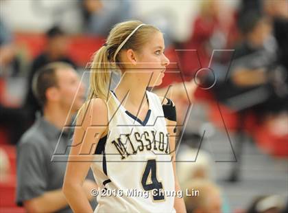 Thumbnail 3 in Mission Prep vs. Village Christian (CIF SoCal Regional D5 Final) photogallery.