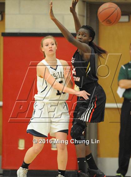 Thumbnail 3 in Mission Prep vs. Village Christian (CIF SoCal Regional D5 Final) photogallery.