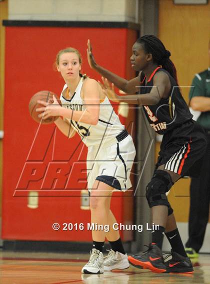 Thumbnail 1 in Mission Prep vs. Village Christian (CIF SoCal Regional D5 Final) photogallery.