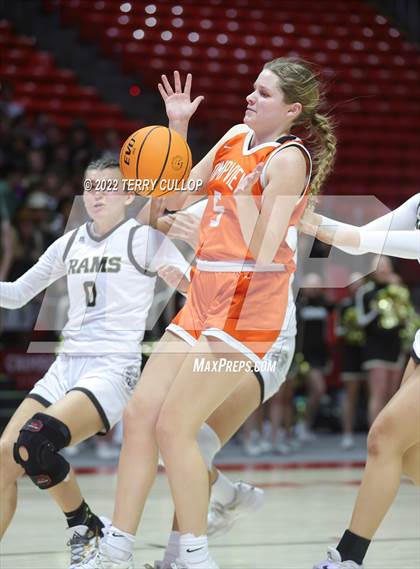Thumbnail 3 in Timpview vs. Highland (UHSAA 5A Quarterfinal) photogallery.