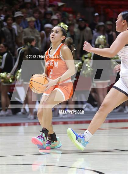 Thumbnail 3 in Timpview vs. Highland (UHSAA 5A Quarterfinal) photogallery.