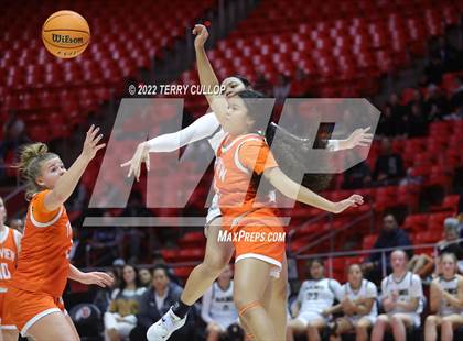 Thumbnail 3 in Timpview vs. Highland (UHSAA 5A Quarterfinal) photogallery.