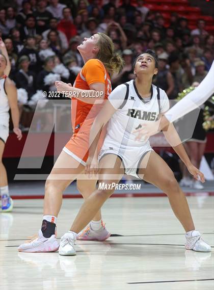 Thumbnail 3 in Timpview vs. Highland (UHSAA 5A Quarterfinal) photogallery.