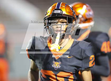 Thumbnail 3 in Cardinal Gibbons vs. Chambers (NCHSAA 4A State Championship) photogallery.