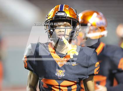 Thumbnail 2 in Cardinal Gibbons vs. Chambers (NCHSAA 4A State Championship) photogallery.