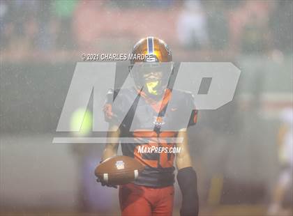 Thumbnail 3 in Cardinal Gibbons vs. Chambers (NCHSAA 4A State Championship) photogallery.
