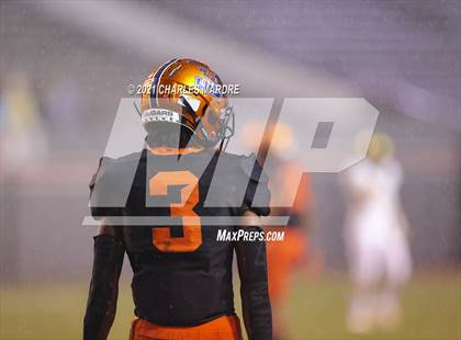 Thumbnail 1 in Cardinal Gibbons vs. Chambers (NCHSAA 4A State Championship) photogallery.