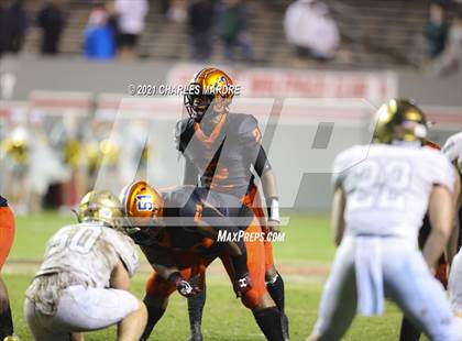 Thumbnail 3 in Cardinal Gibbons vs. Chambers (NCHSAA 4A State Championship) photogallery.