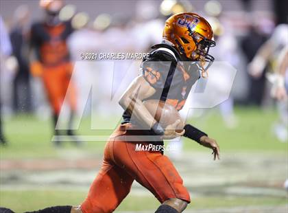 Thumbnail 1 in Cardinal Gibbons vs. Chambers (NCHSAA 4A State Championship) photogallery.