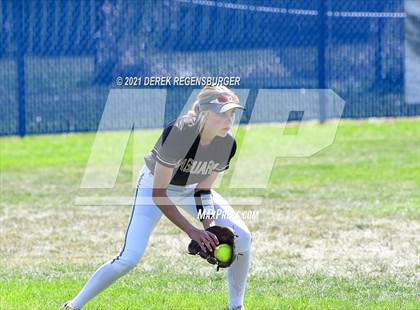 Thumbnail 2 in Rock Canyon vs Columbine (Broomfield 4A/5A Challenge) photogallery.
