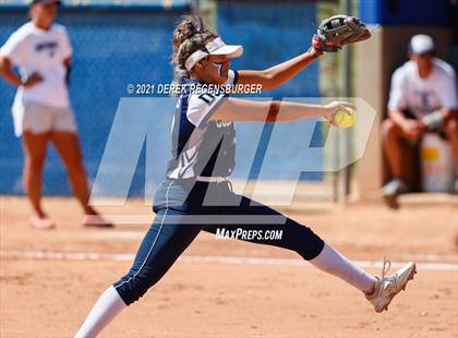 Thumbnail 3 in Rock Canyon vs Columbine (Broomfield 4A/5A Challenge) photogallery.