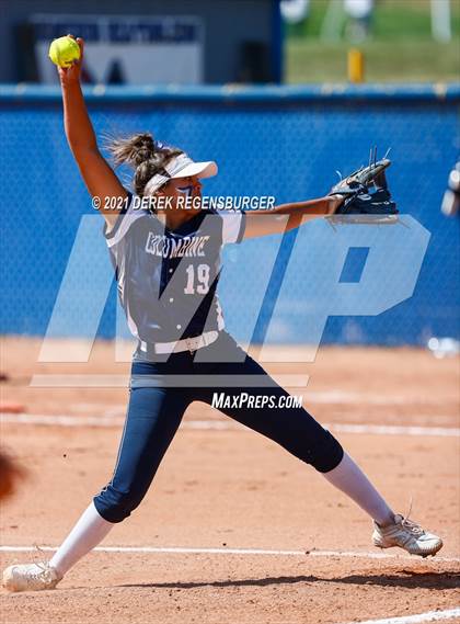 Thumbnail 3 in Rock Canyon vs Columbine (Broomfield 4A/5A Challenge) photogallery.