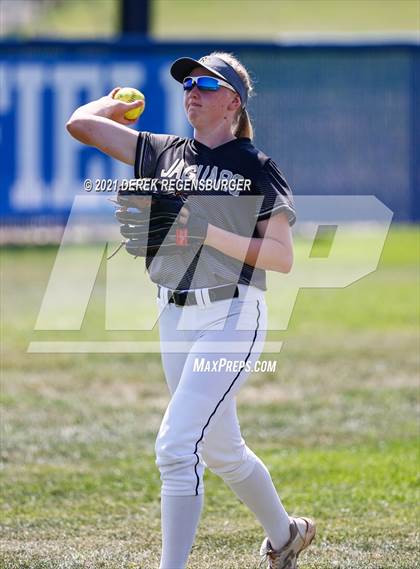 Thumbnail 2 in Rock Canyon vs Columbine (Broomfield 4A/5A Challenge) photogallery.