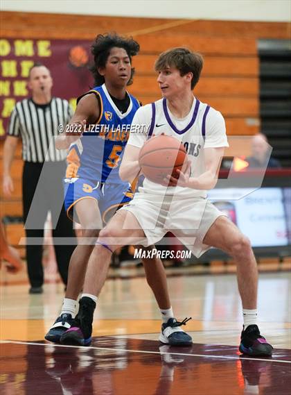 Thumbnail 2 in College Park vs. Reed (Stonebarger Tournament) photogallery.