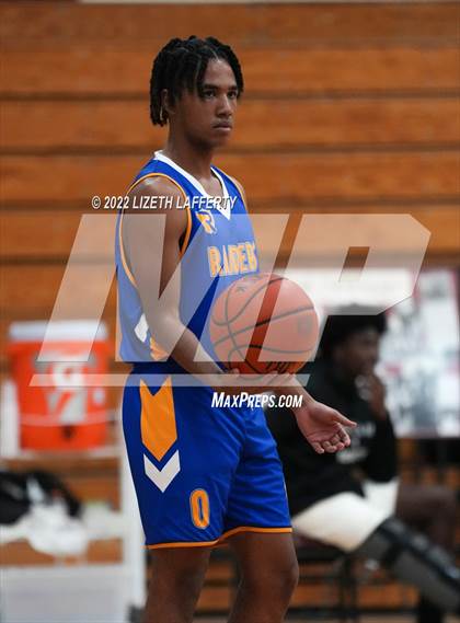 Thumbnail 3 in College Park vs. Reed (Stonebarger Tournament) photogallery.