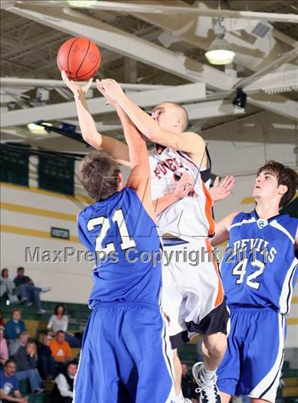 Thumbnail 3 in Powell vs Unicoi County (Pilot Food-mart Invitational) photogallery.