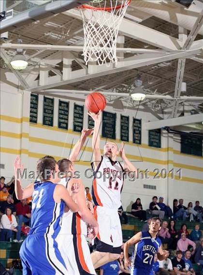 Thumbnail 2 in Powell vs Unicoi County (Pilot Food-mart Invitational) photogallery.