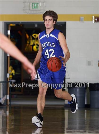 Thumbnail 1 in Powell vs Unicoi County (Pilot Food-mart Invitational) photogallery.