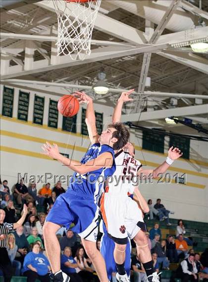 Thumbnail 1 in Powell vs Unicoi County (Pilot Food-mart Invitational) photogallery.