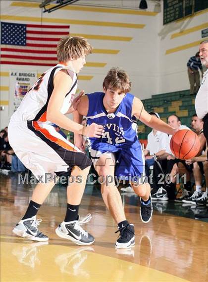 Thumbnail 2 in Powell vs Unicoi County (Pilot Food-mart Invitational) photogallery.