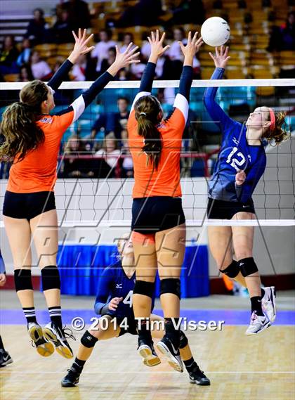 Thumbnail 1 in Lewis-Palmer vs. Air Academy (CHSAA State 4A Playoff) photogallery.