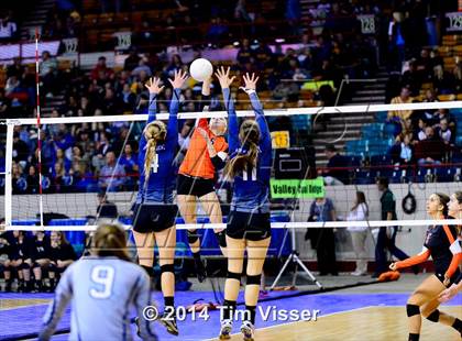 Thumbnail 3 in Lewis-Palmer vs. Air Academy (CHSAA State 4A Playoff) photogallery.