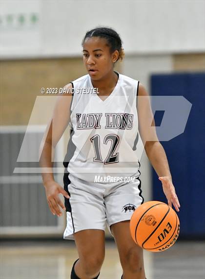 Thumbnail 1 in Colusa vs. Valley Christian (Sutter Tournament) photogallery.