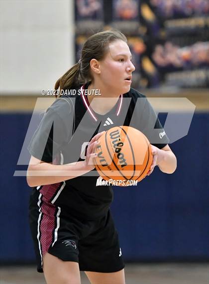 Thumbnail 2 in Colusa vs. Valley Christian (Sutter Tournament) photogallery.
