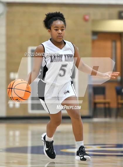 Thumbnail 3 in Colusa vs. Valley Christian (Sutter Tournament) photogallery.