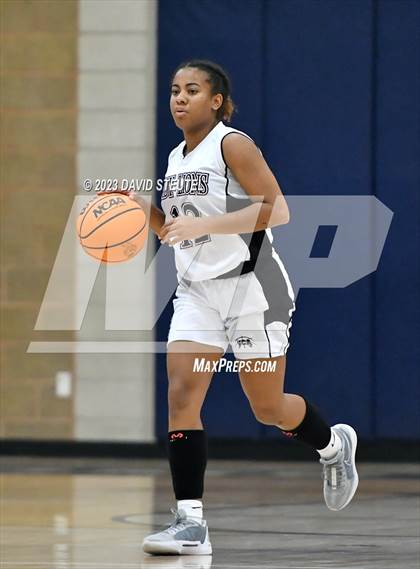 Thumbnail 1 in Colusa vs. Valley Christian (Sutter Tournament) photogallery.