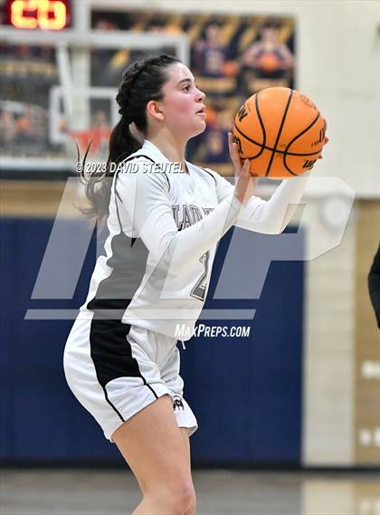 Thumbnail 1 in Colusa vs. Valley Christian (Sutter Tournament) photogallery.