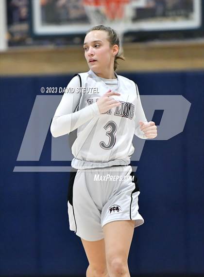 Thumbnail 2 in Colusa vs. Valley Christian (Sutter Tournament) photogallery.