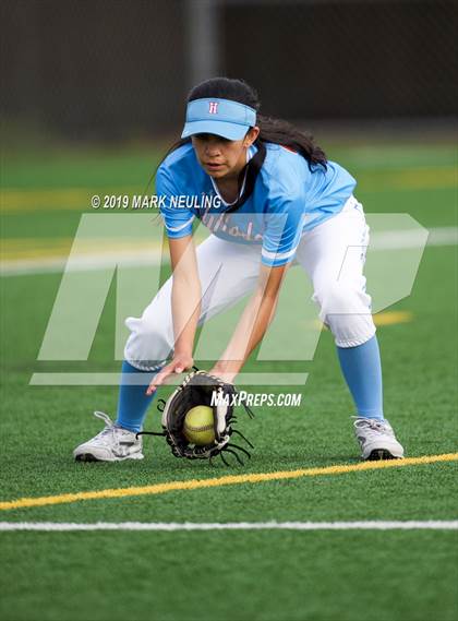 Thumbnail 1 in Carlmont @ Hillsdale photogallery.