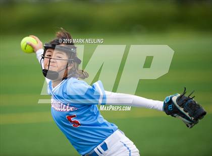 Thumbnail 3 in Carlmont @ Hillsdale photogallery.