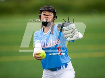 Thumbnail 1 in Carlmont @ Hillsdale photogallery.