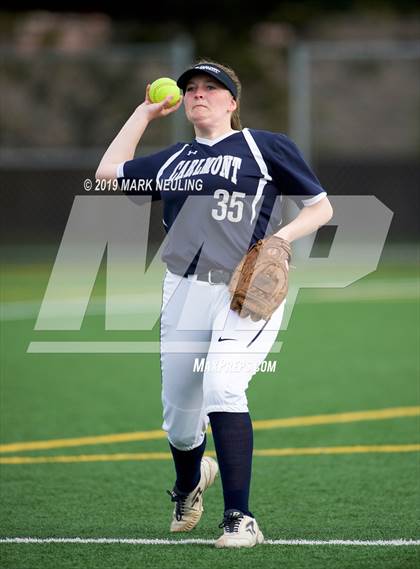 Thumbnail 1 in Carlmont @ Hillsdale photogallery.
