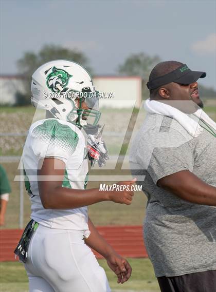 Thumbnail 1 in Brazos vs Hempstead photogallery.