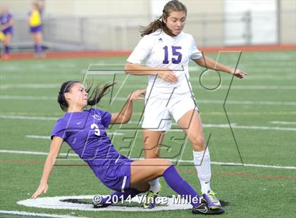 Thumbnail 3 in Columbia River vs. Sumner (WIAA WCD/SW 3A District Final) photogallery.