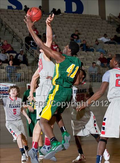 Thumbnail 2 in Northwest vs. Klein Forest (Whataburger Tournament) photogallery.