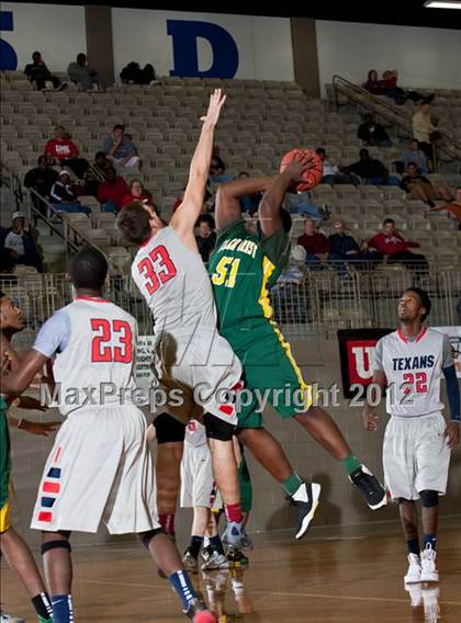 Thumbnail 2 in Northwest vs. Klein Forest (Whataburger Tournament) photogallery.