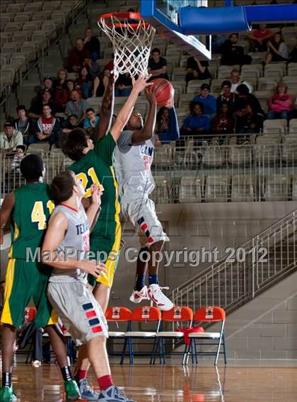 Thumbnail 1 in Northwest vs. Klein Forest (Whataburger Tournament) photogallery.