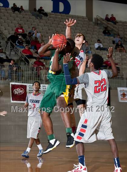 Thumbnail 3 in Northwest vs. Klein Forest (Whataburger Tournament) photogallery.