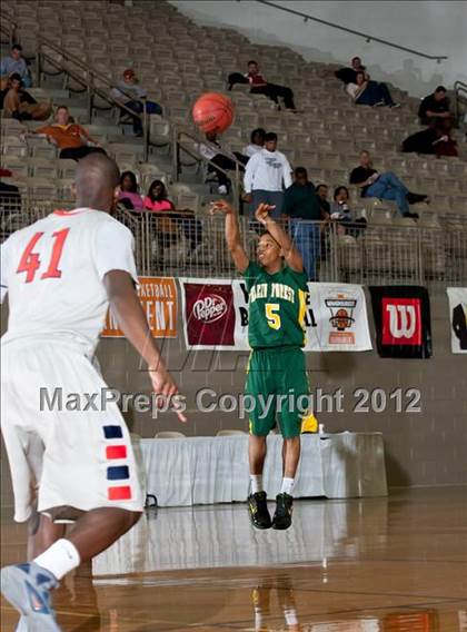 Thumbnail 3 in Northwest vs. Klein Forest (Whataburger Tournament) photogallery.