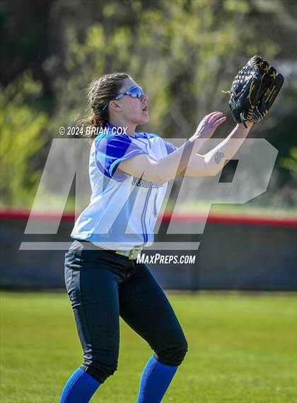 Thumbnail 1 in Cotter vs Harding Academy (Cave City) photogallery.