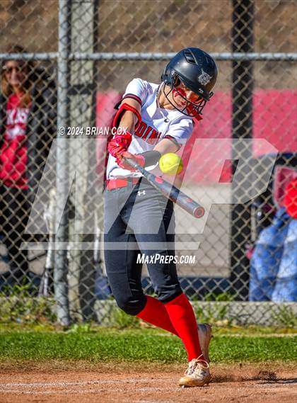 Thumbnail 2 in Cotter vs Harding Academy (Cave City) photogallery.