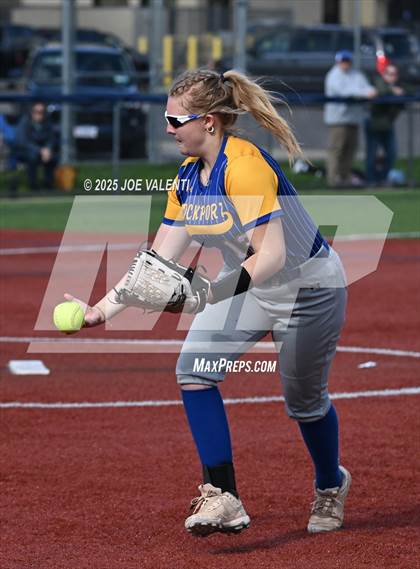 Thumbnail 2 in Lockport @ Kenmore West photogallery.