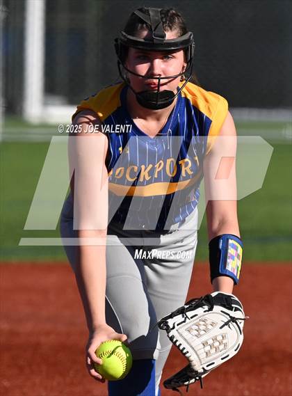 Thumbnail 1 in Lockport @ Kenmore West photogallery.